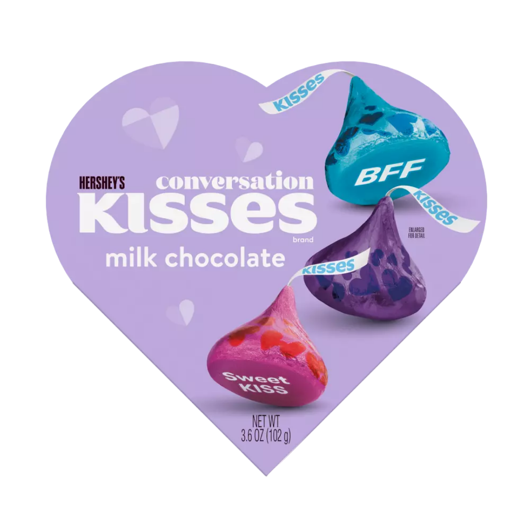 Mini caja de corazón lila con Hershey's Kisses Conversation 3.6oz.
