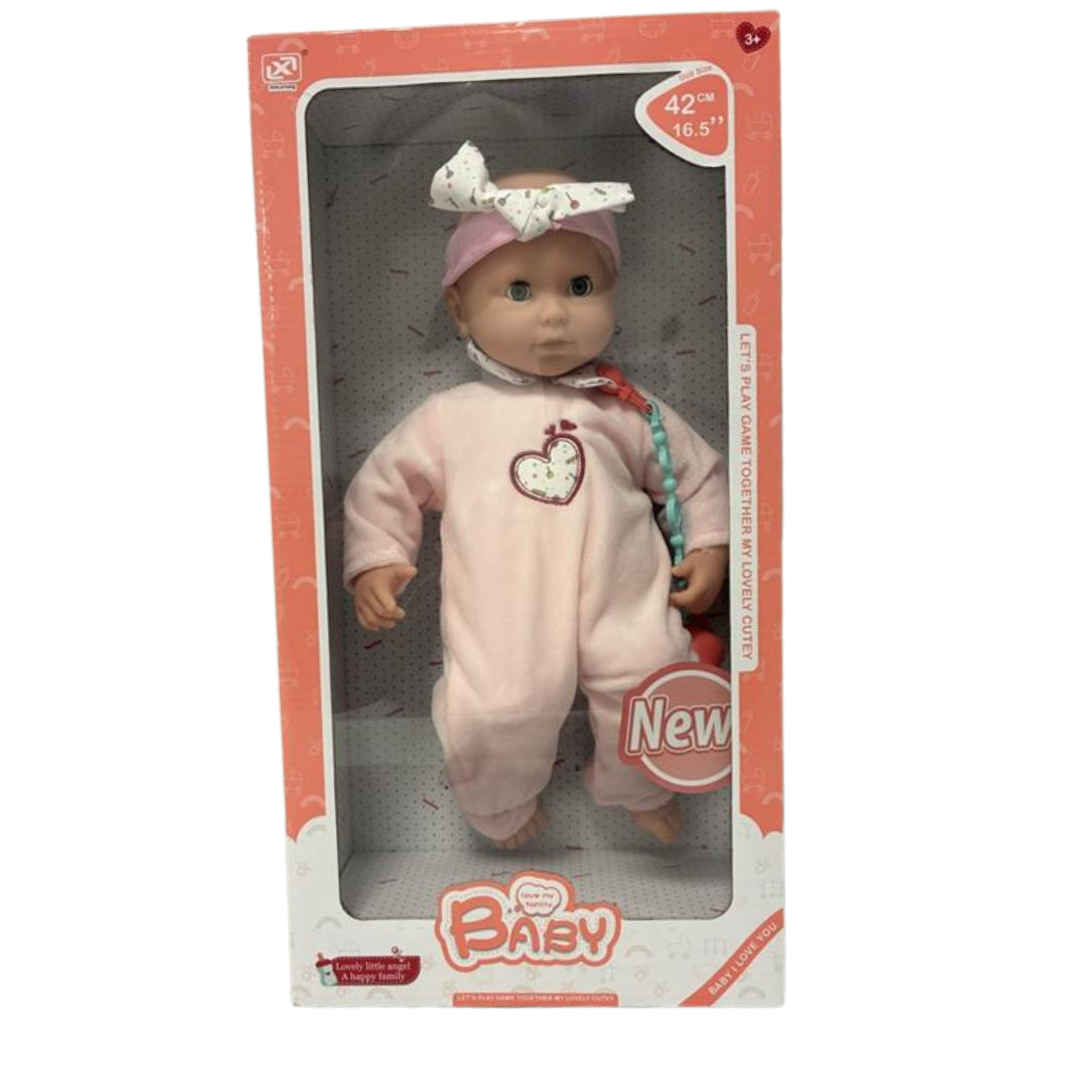 Muñeco bebé con pijama rosa y cinta en la cabeza